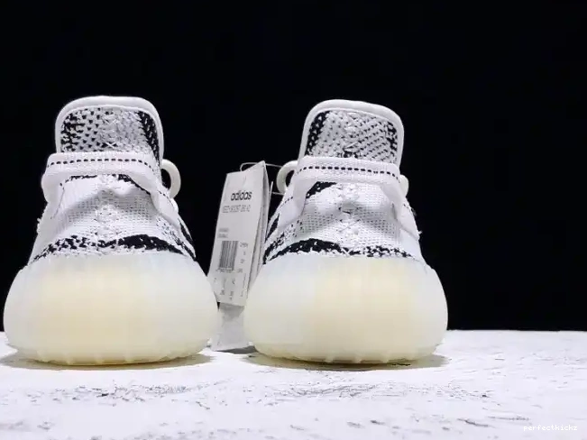 350 Adidas Black Yeezy White V2 Boost CP9654 Zebra 0528